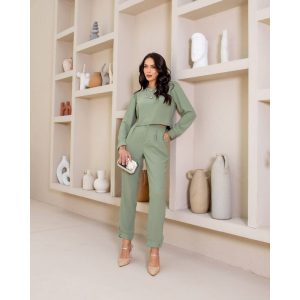 Blusa Spencer de Manga Longa com Gola Redonda e Fecho nas Costas